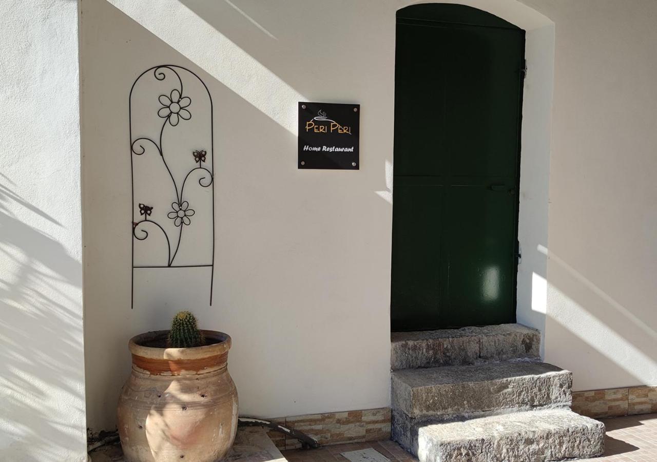 Peri Peri Guest House Маскали Екстериор снимка